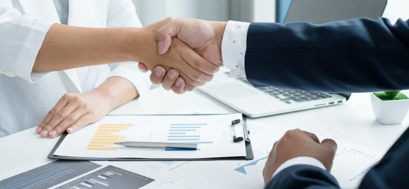 risco-garantias-e-rentabilidade-o-que-avaliar-antes-de-investir-em-debentures